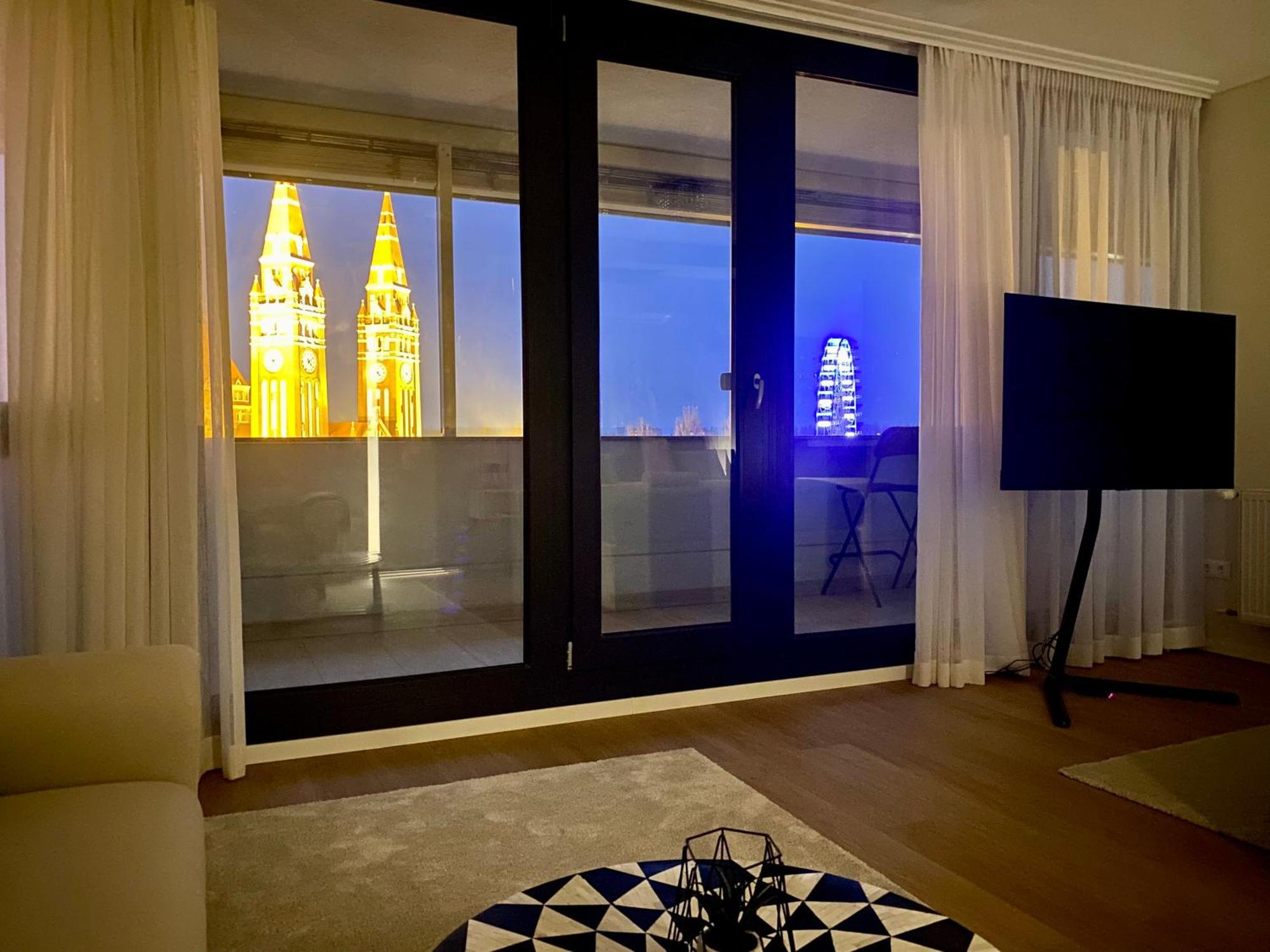 Breathtaking View Bestern Apartment Szeged Luaran gambar